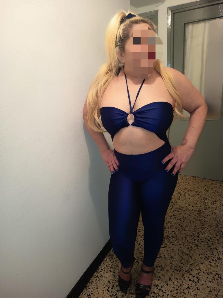 Chica busca chico en La Coruña: 