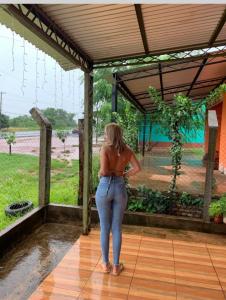 698503881: Chica busca chico en Madrid