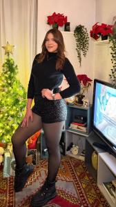 614673403: Chica busca chico en Madrid