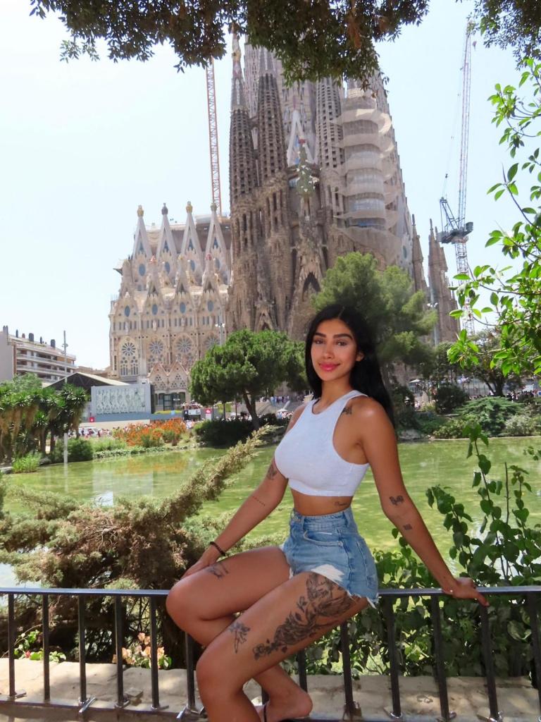 Chica busca chico en Barcelona: 