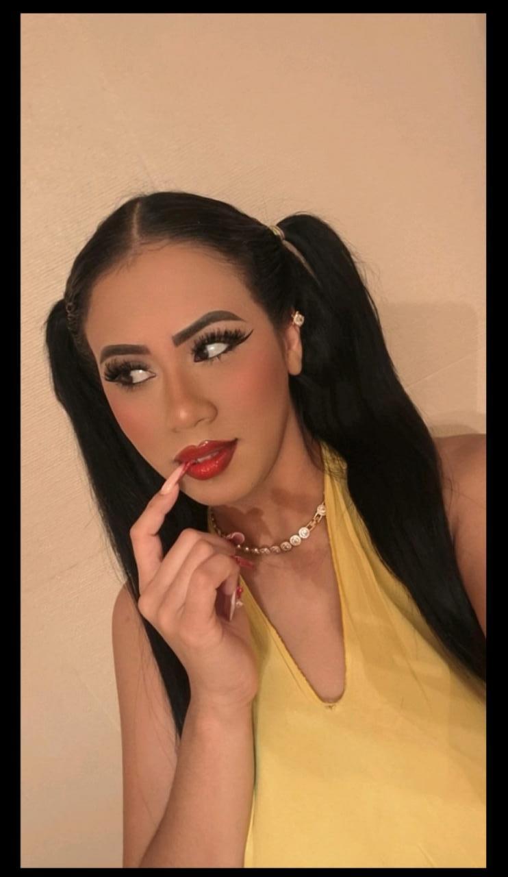 Chica busca chico en Almería: 