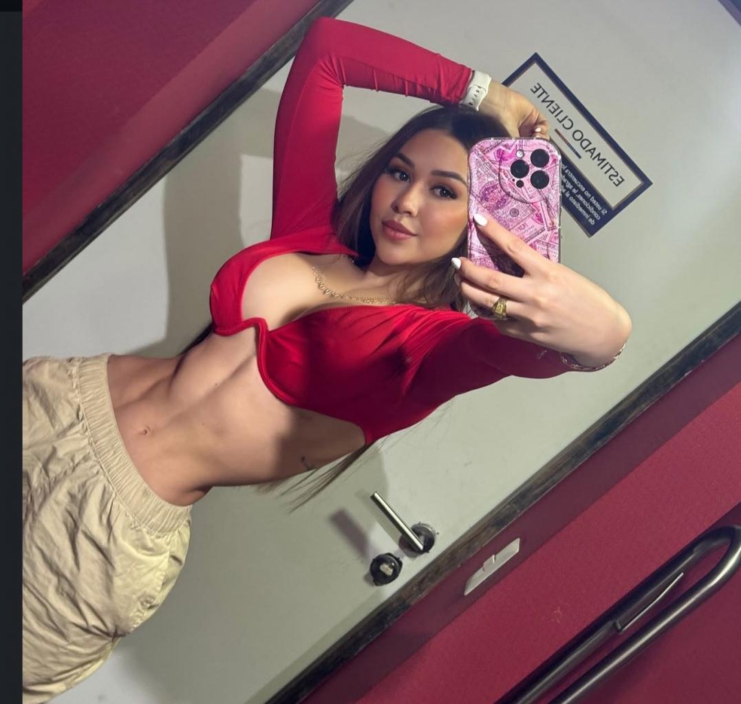 697748773: Travesti en Murcia