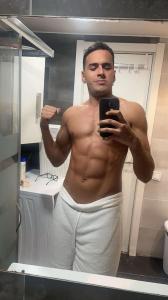 674067103: Chico busca chica en Toledo