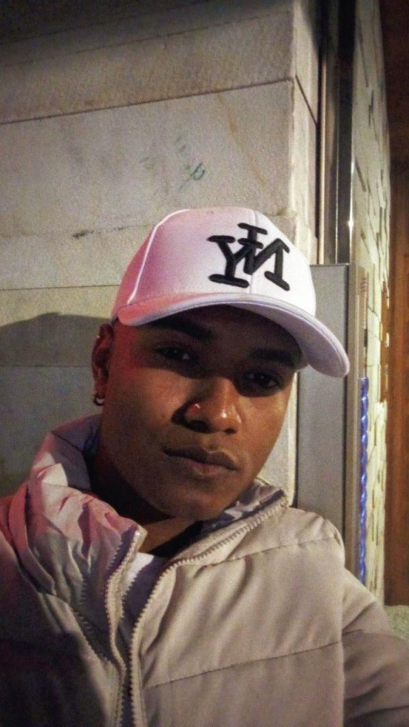 641884530: Chico busca chica en Madrid