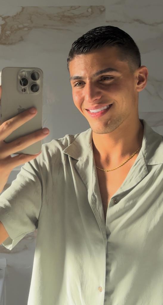 Chico busca chica en Málaga: 