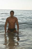 686104020: Chico busca chica en La Coruña