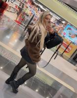 692288426: Chica busca chico en Sevilla