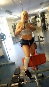 631089351: Chica busca chico en Barcelona