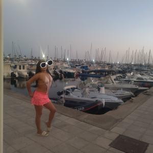 614584243: Chica busca chico en Almería