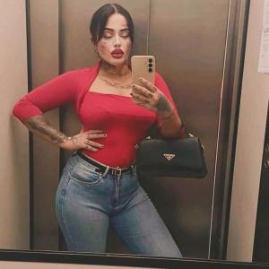 673408491: Chica busca chico en Madrid