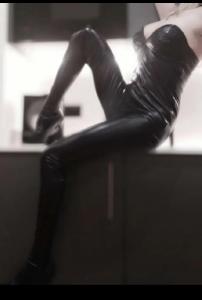 643791538: Chica busca chico en Guipúzcoa