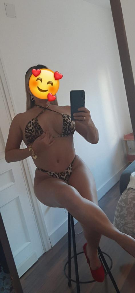 Chica busca chico en Granada: 