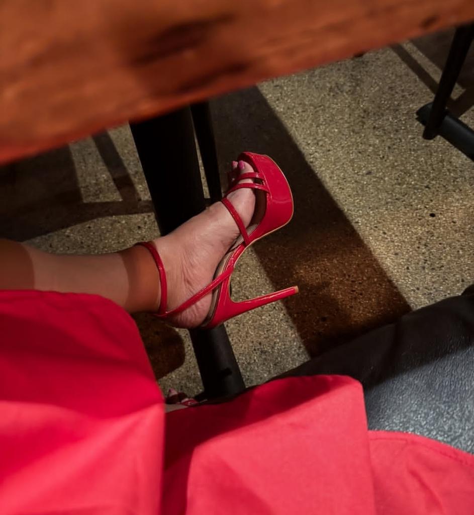 624518178: Chica busca chico en Navarra