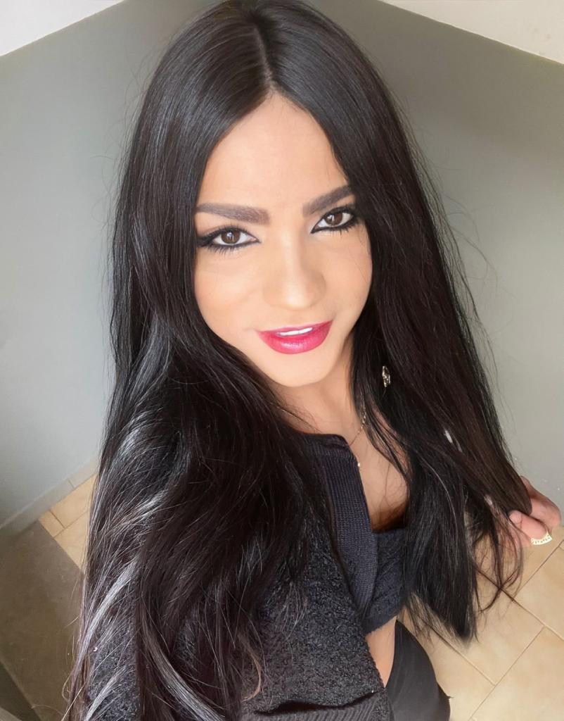 613230446: Travesti en Gerona