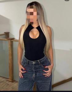 610005898: Chica busca chico en Cádiz