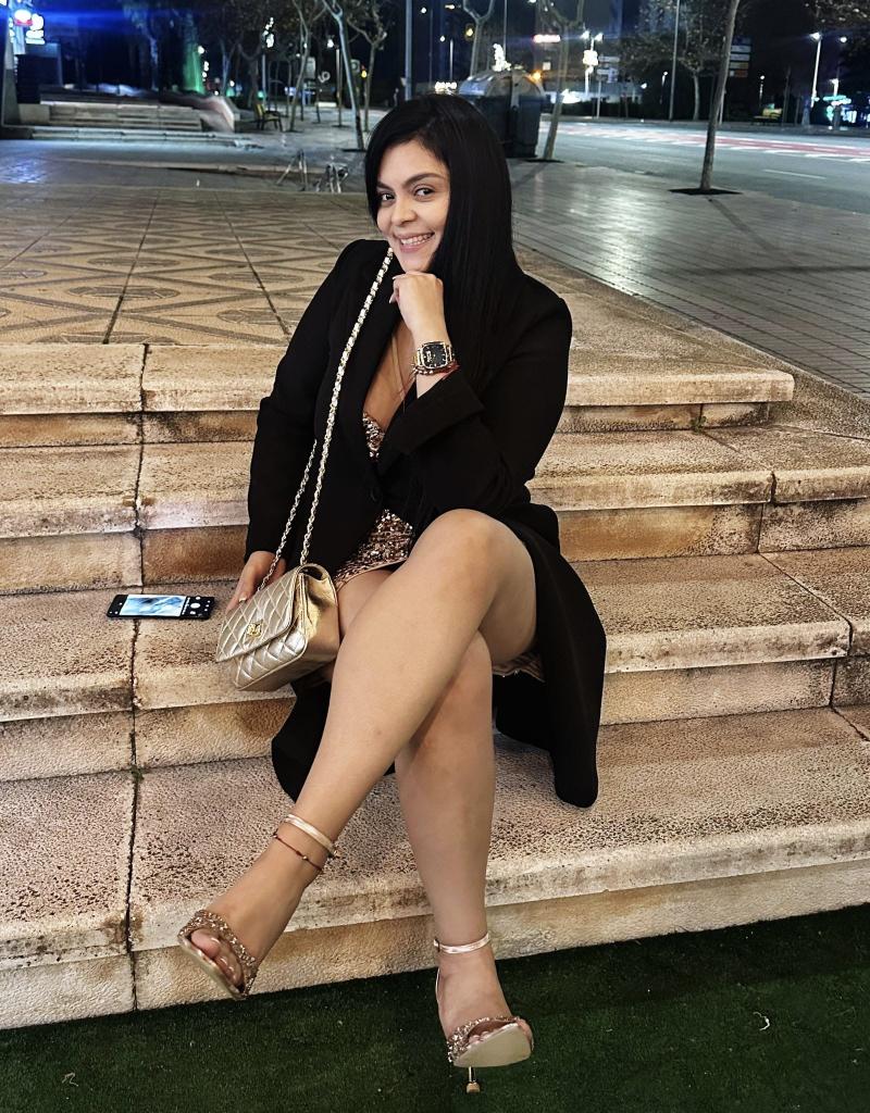 Chica busca chico en Almería: 