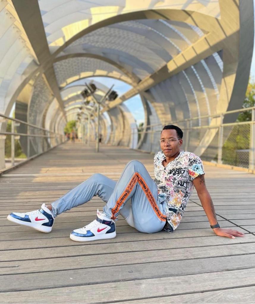 Chico busca chica en Madrid: 