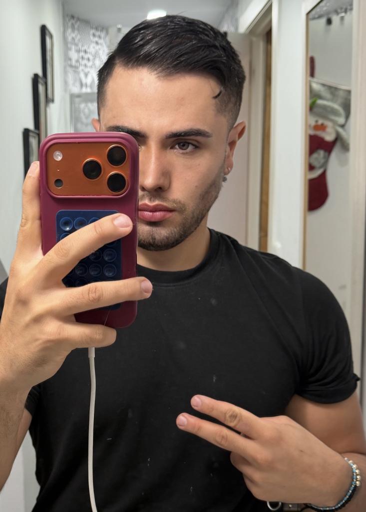 643252843: Chico busca chica en Badajoz