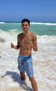 613287894: Chico busca chica en Granada