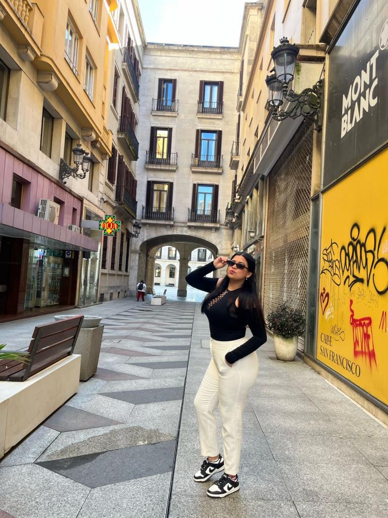 Chica busca chico en Cádiz: 