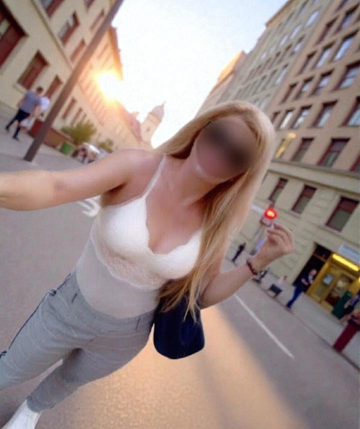 674801210: Chica busca chico en Murcia