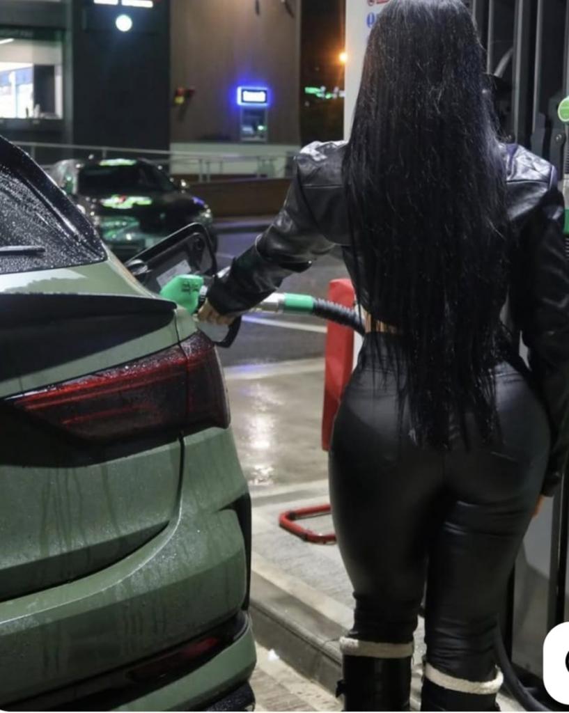 Chica busca chico en Murcia: 