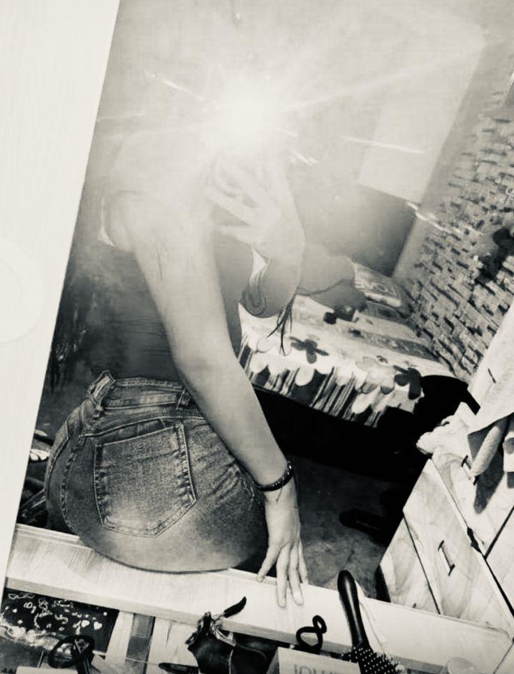 Chica busca chico en Sevilla: 