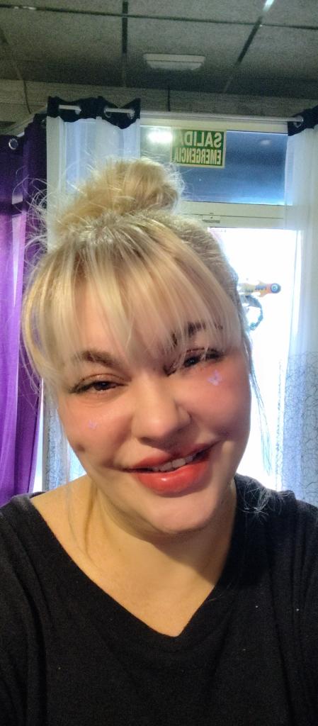 Chica busca chico en Murcia: 