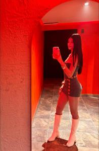 614892322: Chica busca chico en Madrid