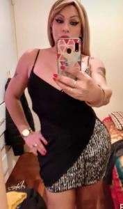 662654743: Chica busca chico en Cádiz