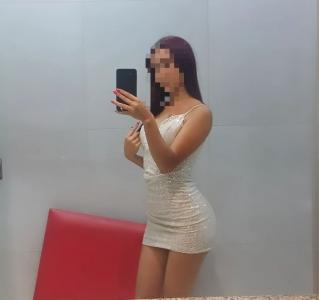 742042837: Chica busca chico en Málaga