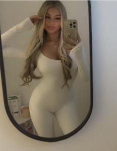 632574146: Chica busca chico en Tenerife