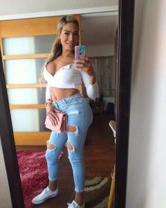 669333917: Transexual en Cádiz