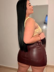 641917054: Chica busca chico en Sevilla