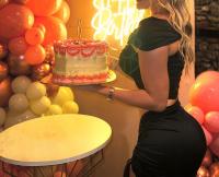 613834950: Chica busca chico en Barcelona