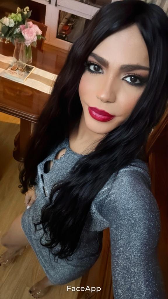 613682106: Travesti en Valladolid