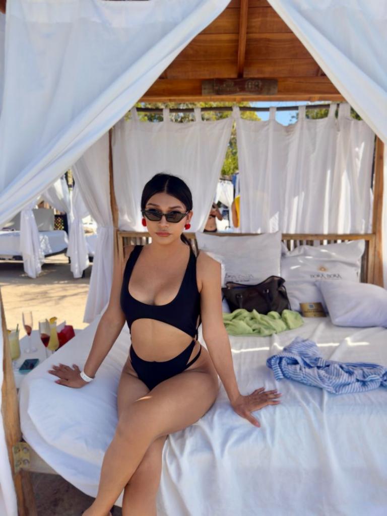 623289912: Travesti en Barcelona