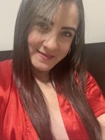 642385604: Chica busca chico en León