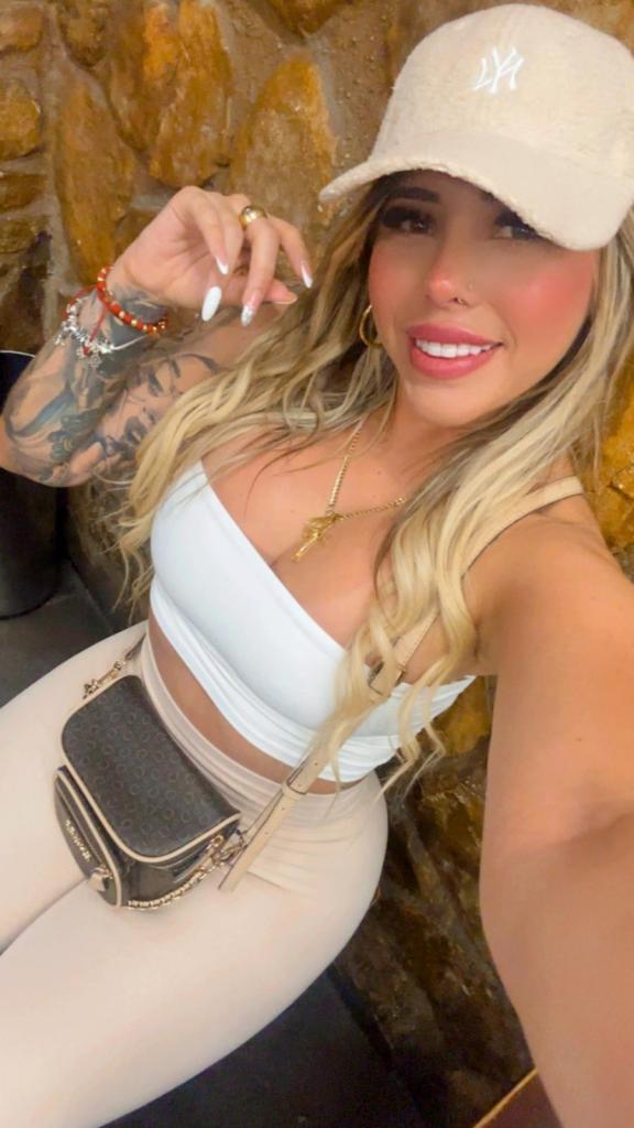 Chica busca chico en Granada: 