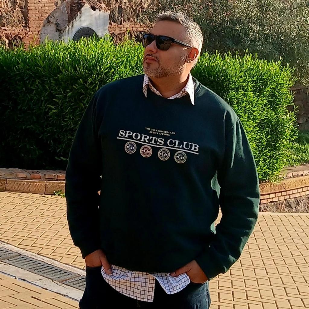 Chico busca chica en Murcia: 