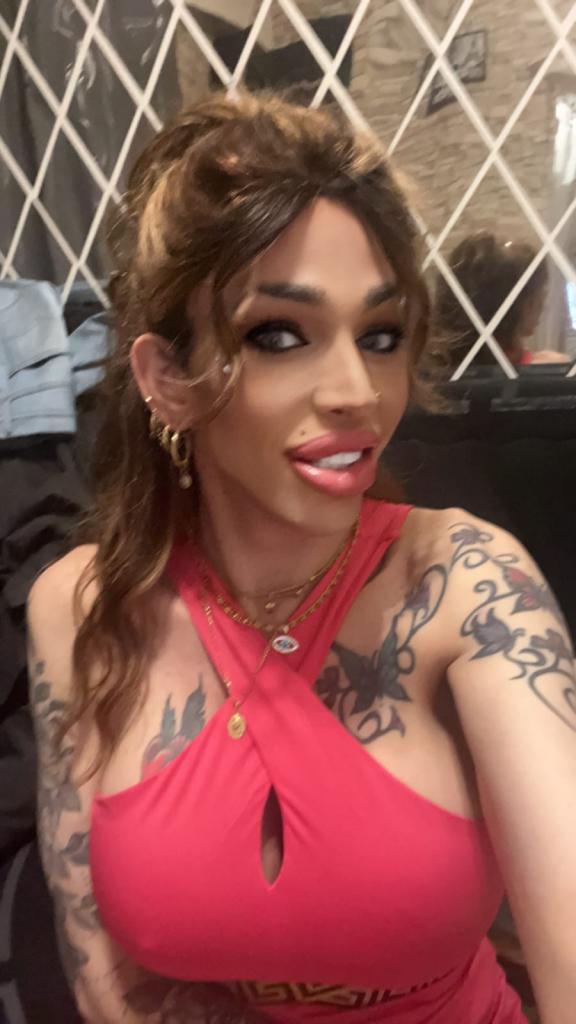 641763549: Chica busca chico en Madrid