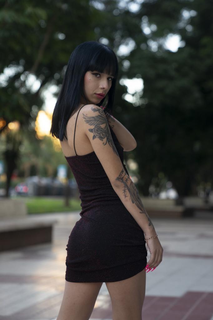 662572470: Chica busca chico en Granada