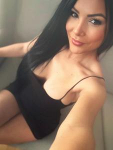 647312444: Chica busca chico en Albacete