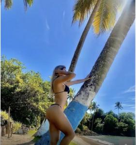 614968152: Chica busca chico en Málaga