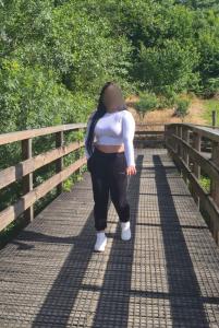 617043703: Chica busca chico en Granada