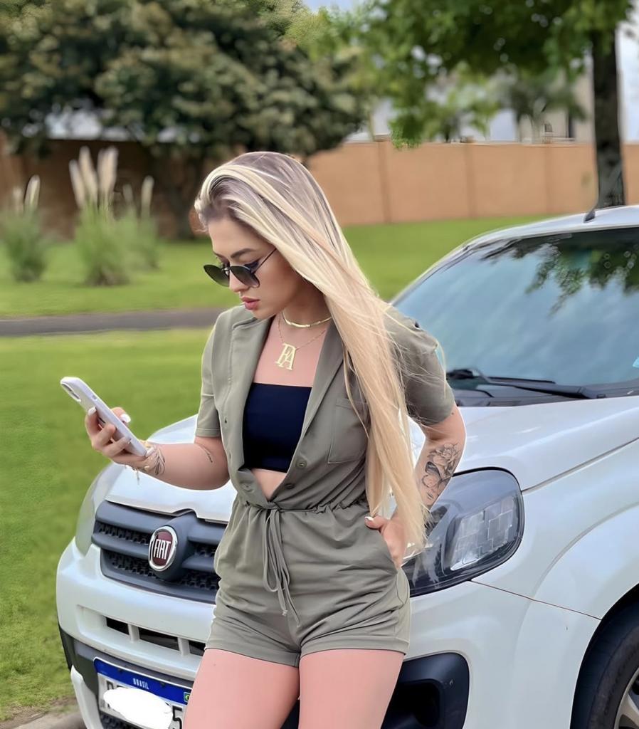 Chica busca chico en Cádiz: 