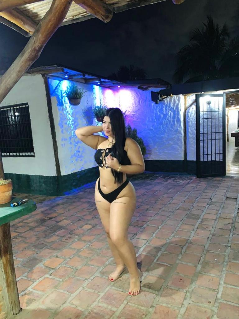 Chica busca chico en Granada: 