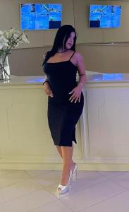 697695054: Chica busca chico en Barcelona