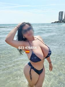 623476654: Chica busca chico en La Coruña