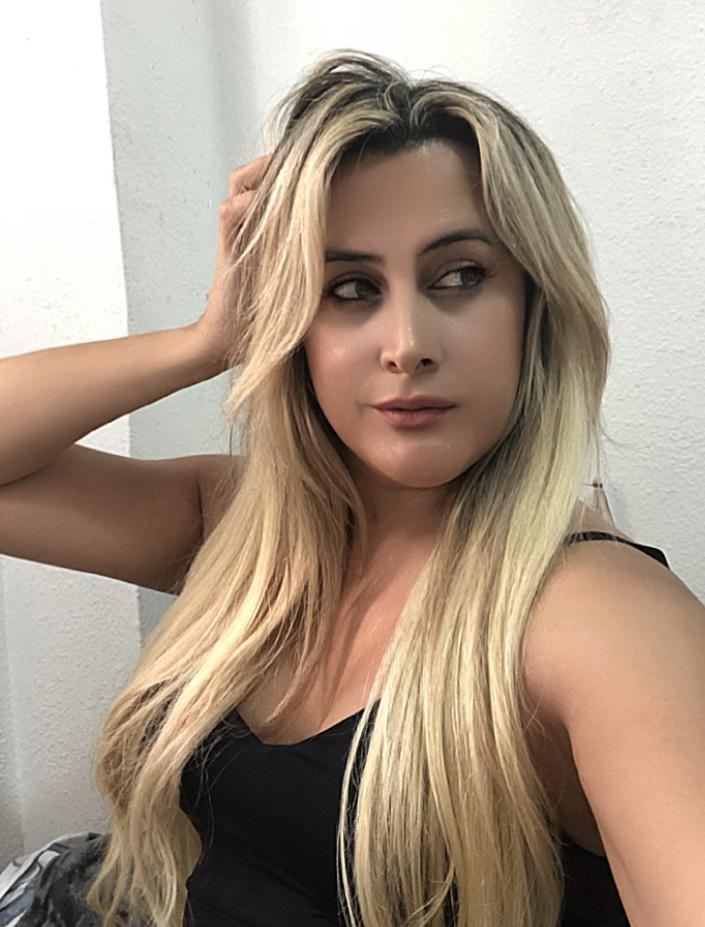 Chica busca chico en Málaga: Chica busca chico